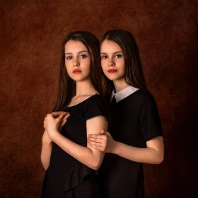 12 Julia Trzesicka - Twins Like Two Drops of Water - Honourable Mention